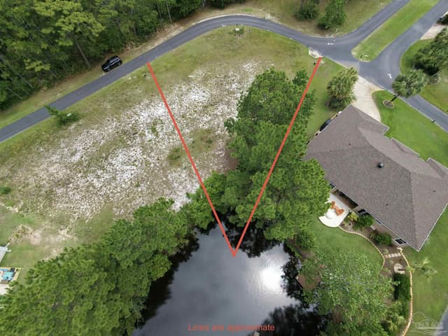1785 Smugglers Cove Dr, Gulf Breeze FL 32563 photo 3