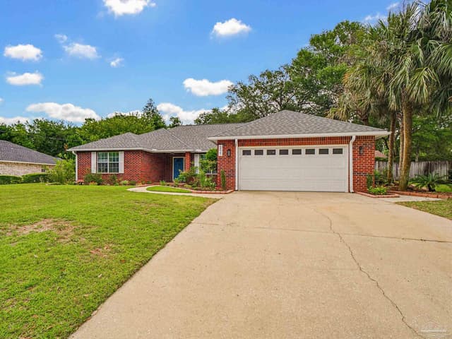 6821 Cedar Lake Dr, Pensacola FL 32526 photo 3