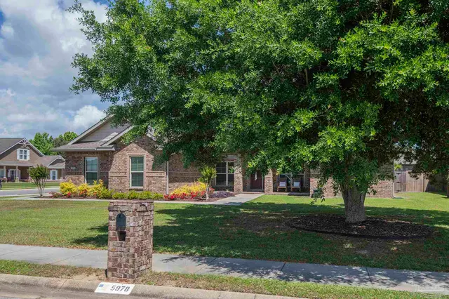 5978 Cambridge Way property photo
