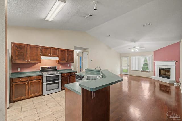 1729 Condor Dr, Cantonment FL 32533 photo 5