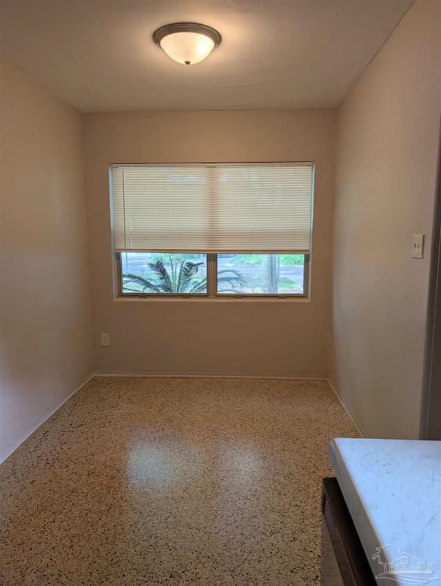 623 Edgecliff Dr, Pensacola FL 32506 photo 5