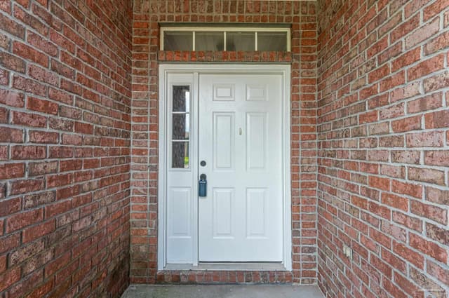 2070 Catline Cir, Navarre FL 32566 photo 2