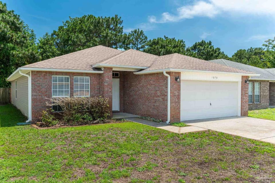 2070 Catline Cir, Navarre FL 32566 photo 1