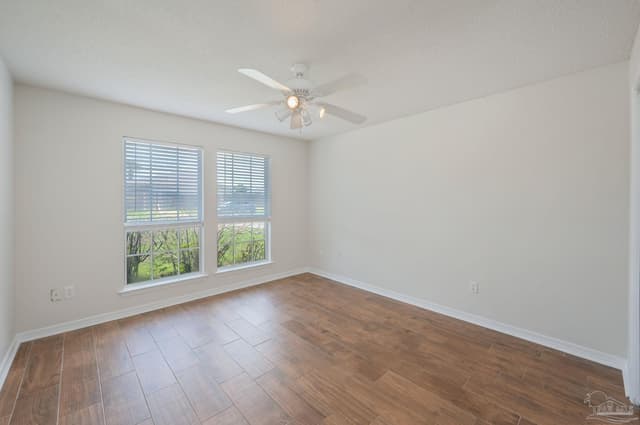 2070 Catline Cir, Navarre FL 32566 photo 24