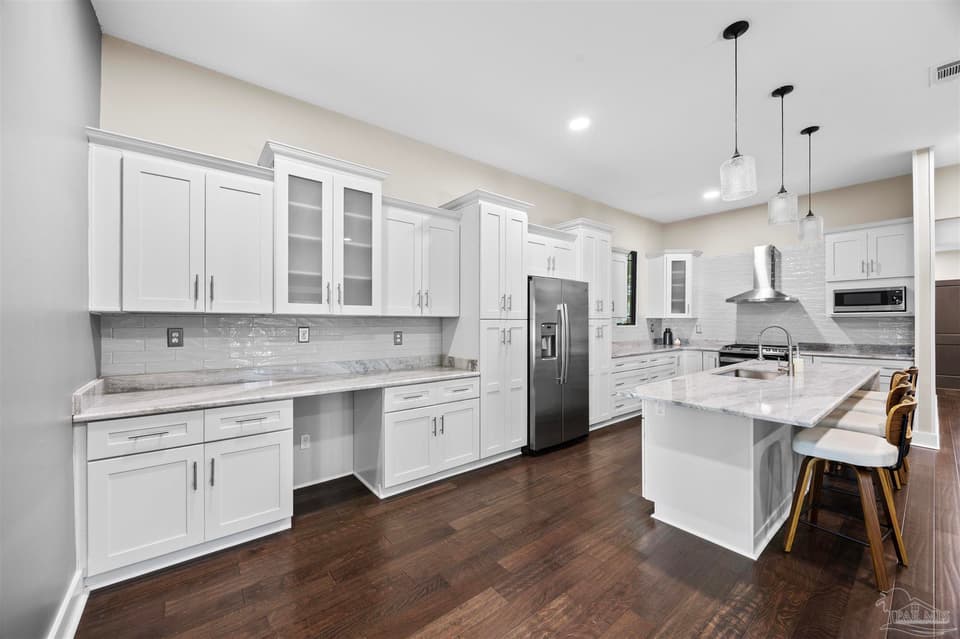 1306 E Gonzalez St, Pensacola FL 32501 photo 1