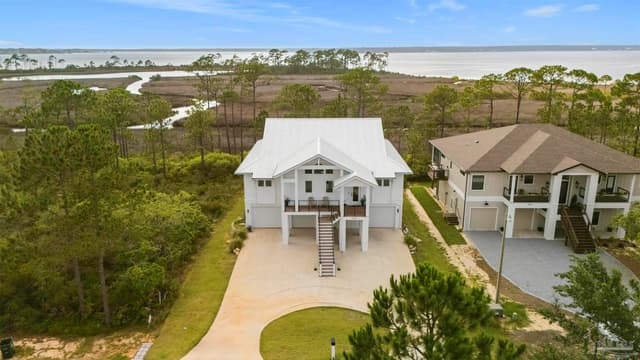 5402 North Shore Rd, Pensacola FL 32507 photo 2