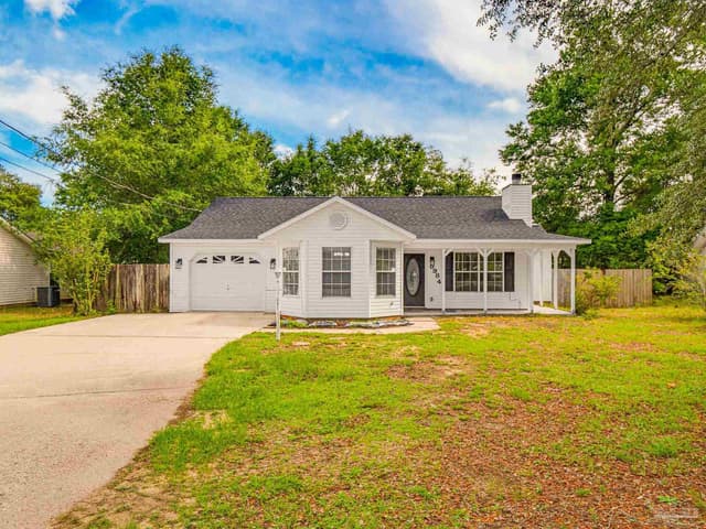 5984 Savannah Dr, Milton FL 32570 photo 2