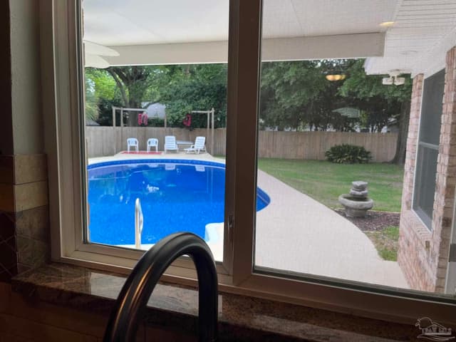 1801 Conway Dr, Pensacola FL 32503 photo 14