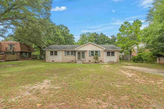6105 E Shore Dr, Pensacola FL 32505 photo 3