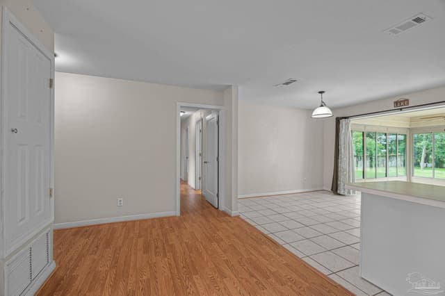 6105 E Shore Dr, Pensacola FL 32505 photo 8