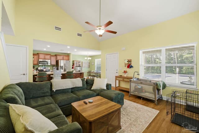 331 Cardinal Cove Ct, Pensacola FL 32504 photo 7