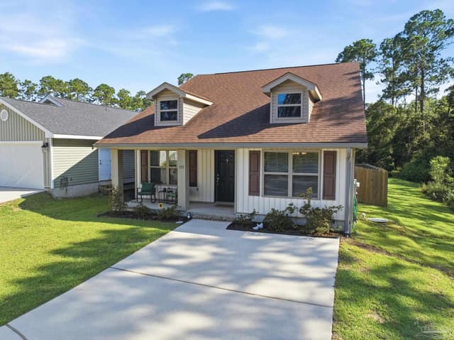 331 Cardinal Cove Ct, Pensacola FL 32504 photo 3