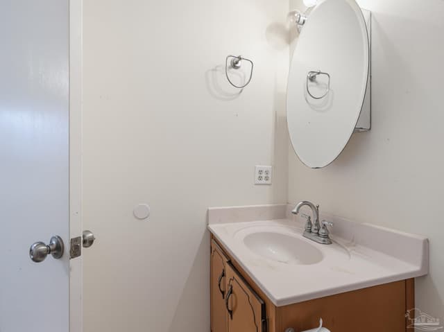 5909 Lawson Ln, Milton FL 32570 photo 4