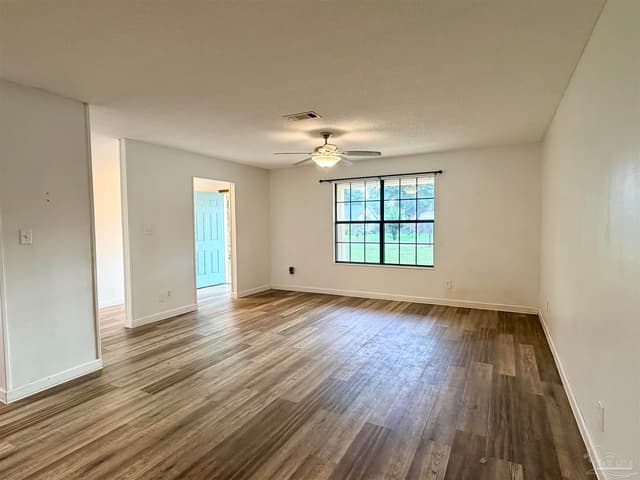 5128 Potomac Dr, Pace FL 32571 photo 5