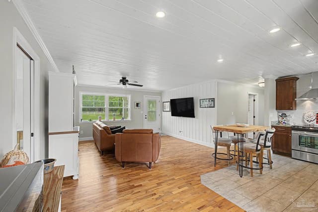 1850 Garcon Point Rd, Milton FL 32583 photo 11