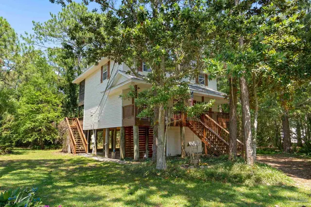 1026 Woodlore Cir property photo