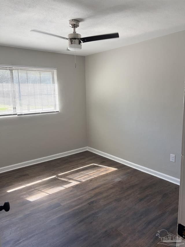 530 Springdale Cir, Pensacola FL 32503 photo 9