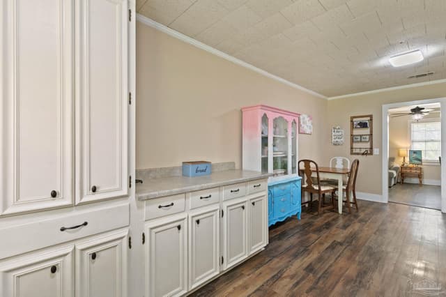 910 E Horner St, Atmore AL 36502 photo 9
