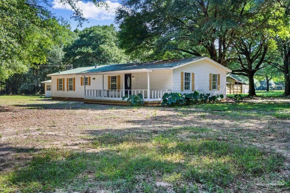 12400 Wildlife Rd, Holt FL 32564 photo 1