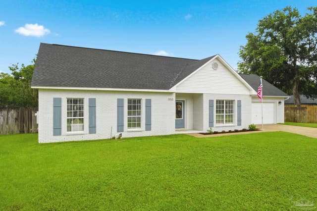 5153 Yesteroaks Pl, Pensacola FL 32504 photo 2