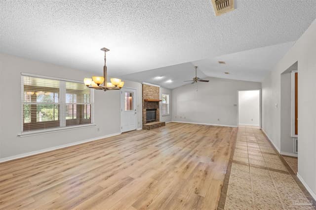 550 Hummingbird Dr, Pensacola FL 32514 photo 9