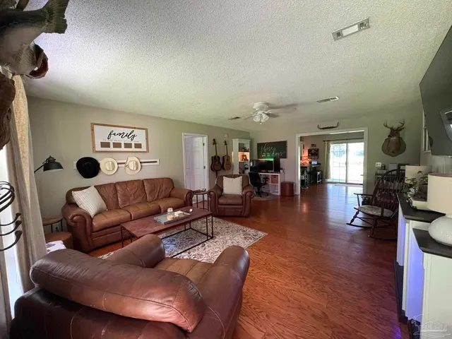 6541 Stubbs Rd property photo
