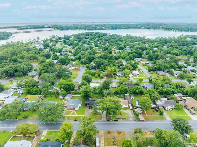 211 W Sunset Ave, Pensacola FL 32507 photo 5