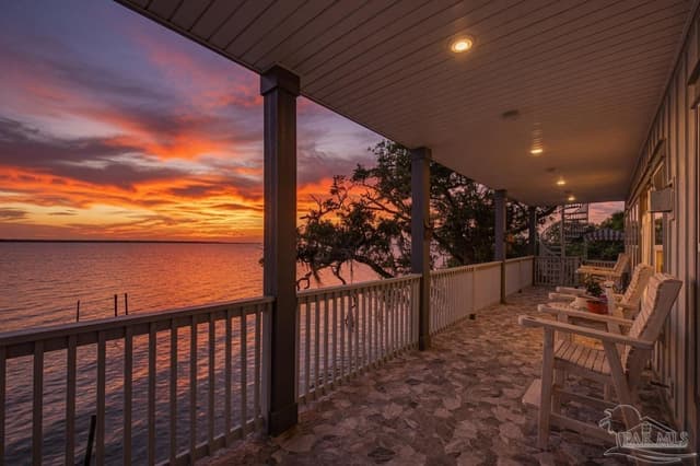305 S Garcon Point Rd, Milton FL 32583 photo 6