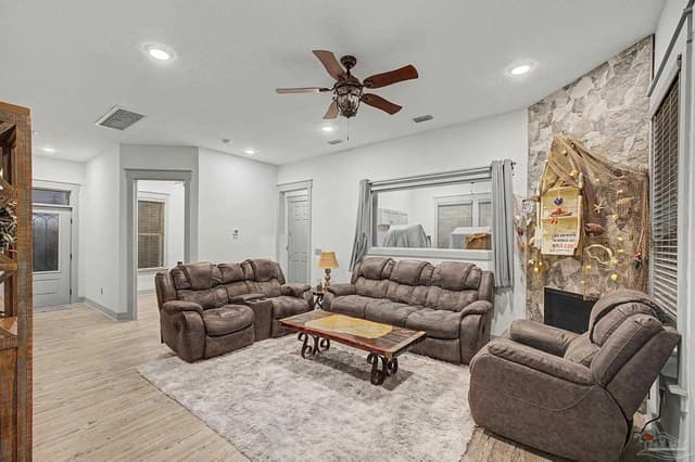 305 S Garcon Point Rd, Milton FL 32583 photo 22