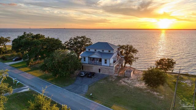 305 S Garcon Point Rd, Milton FL 32583 photo 11