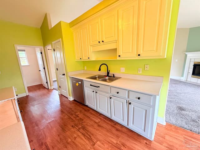 7901 Amethyst Dr, Pensacola FL 32506 photo 3