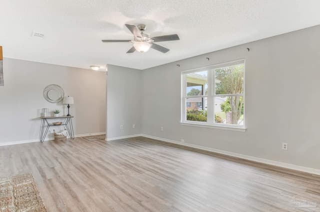 5712 Ivy Ln, Pace FL 32571 photo 11