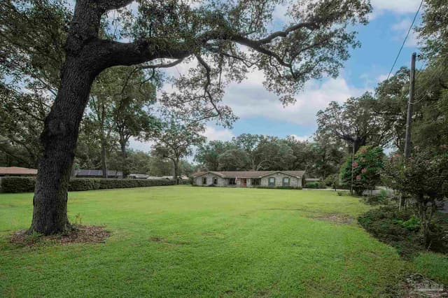 6027 Spanish Oak Dr, Pensacola FL 32526 photo 3