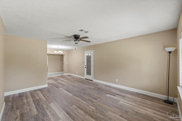1414 W Clio Dr, Pensacola FL 32505 photo 5