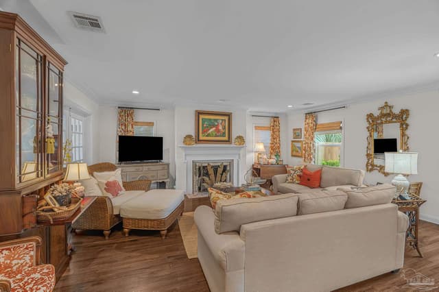 914 Fairway Dr, Pensacola FL 32507 photo 14