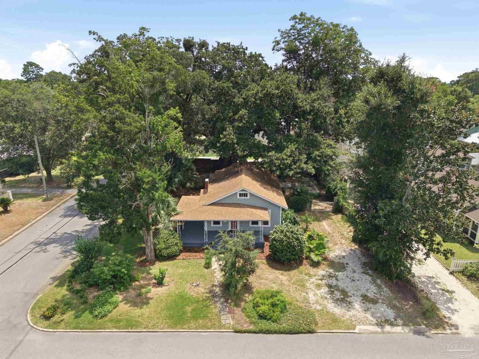 2320 17th Ave, Pensacola FL 32503 photo 1