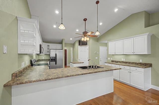 1593 Hunters Creek Cir, Cantonment FL 32533 photo 8