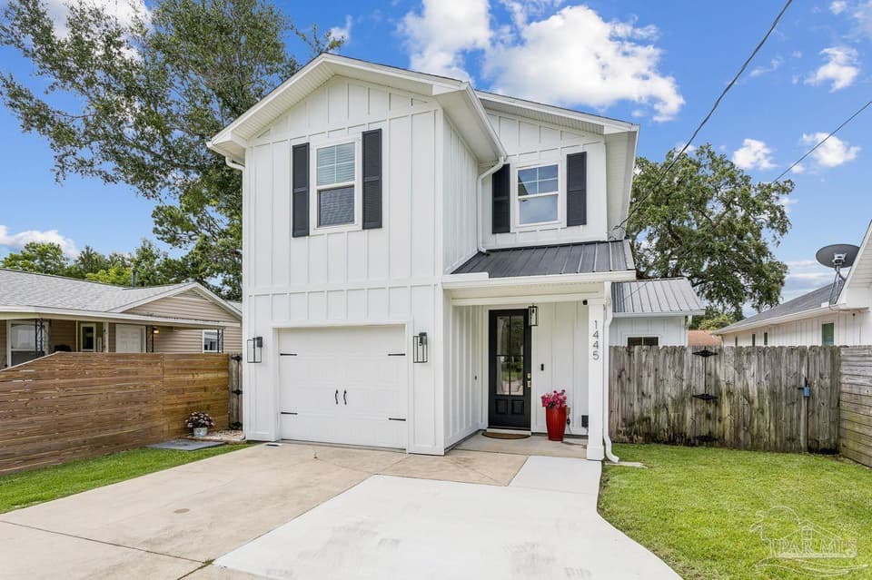 1445 E Cross St, Pensacola FL 32503 photo 1