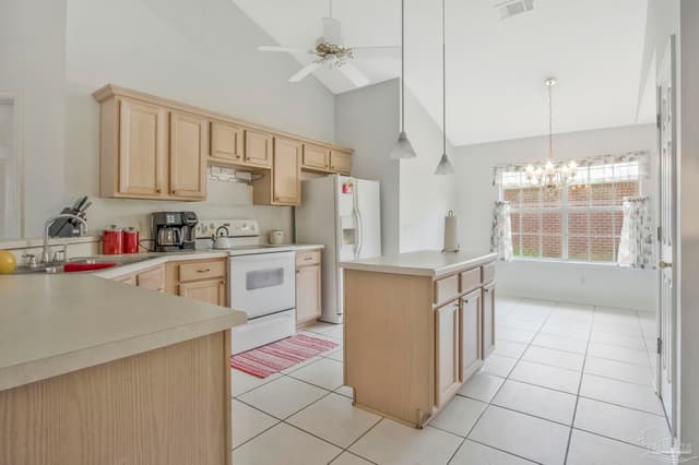 3918 Sunny Manor Cr, Milton FL 32583 photo 2