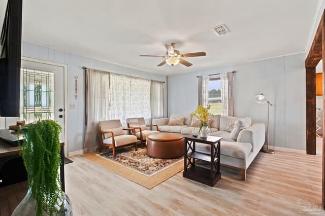5731 Morgan Rd, Mcdavid FL 32568 photo 8