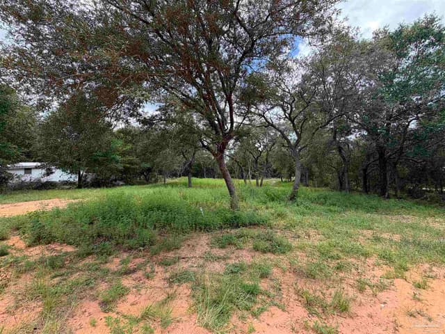 7530 Blackjack Cir, Navarre FL 32566 photo 4