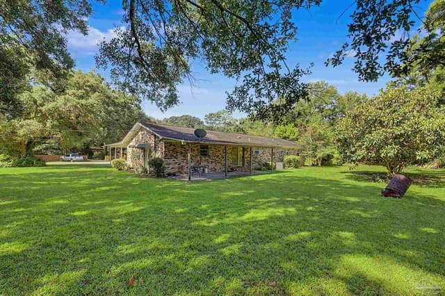 4808 Friendly St, Pace FL 32571 photo 8