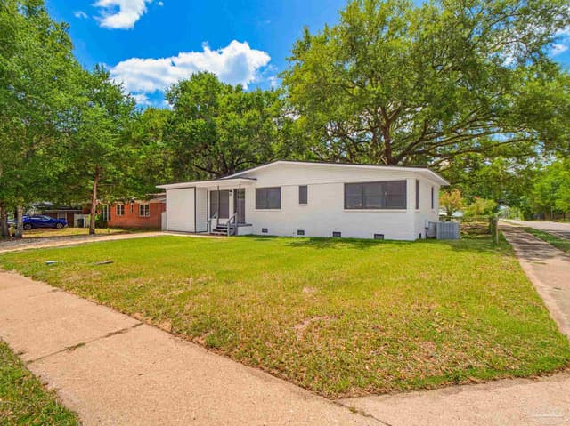 6605 Lee St, Milton FL 32570 photo 2