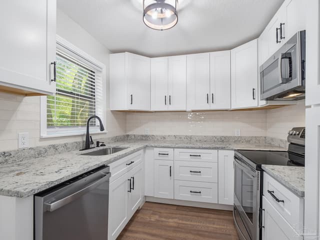 6605 Lee St, Milton FL 32570 photo 12