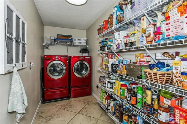 4848 La Casa Cir, Pace FL 32571 photo 16