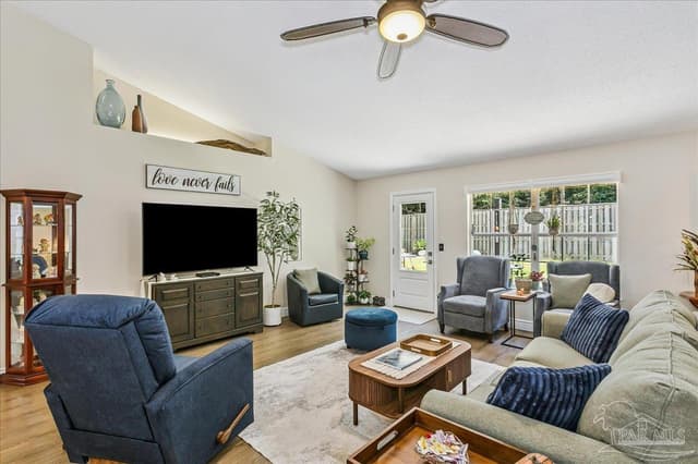 4848 La Casa Cir, Pace FL 32571 photo 9