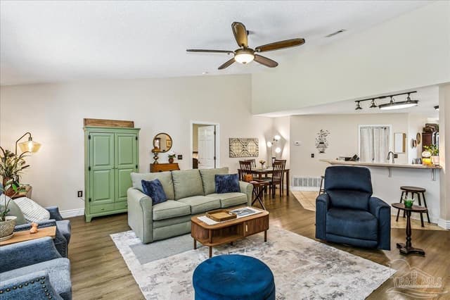 4848 La Casa Cir, Pace FL 32571 photo 4
