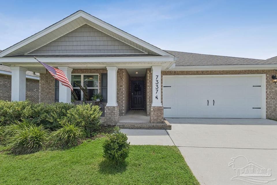 7337 Lakeside Oak Ct, Pensacola FL 32526 photo 1