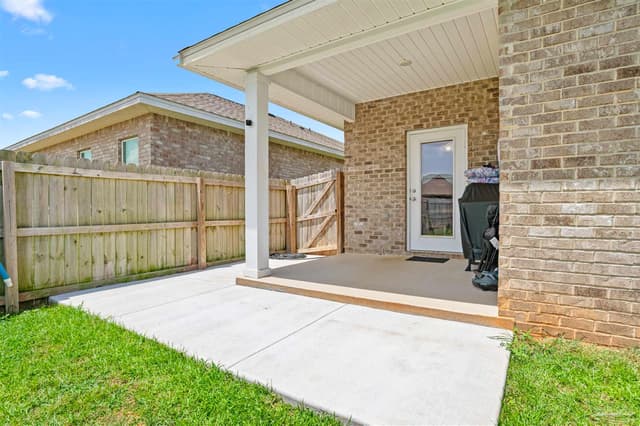 2680 Avalon St, Cantonment FL 32533 photo 9