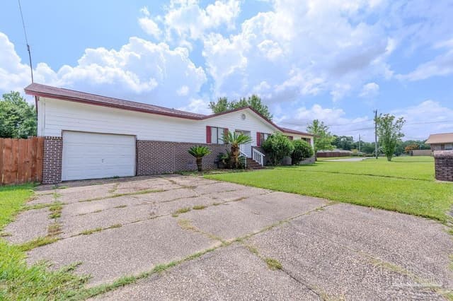 740 Maple Woods Cir, Pensacola FL 32534 photo 4